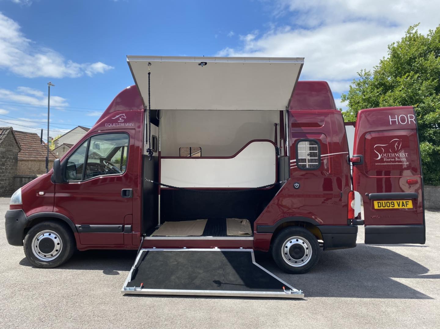 Southwest Horseboxes For Sale, Bristol